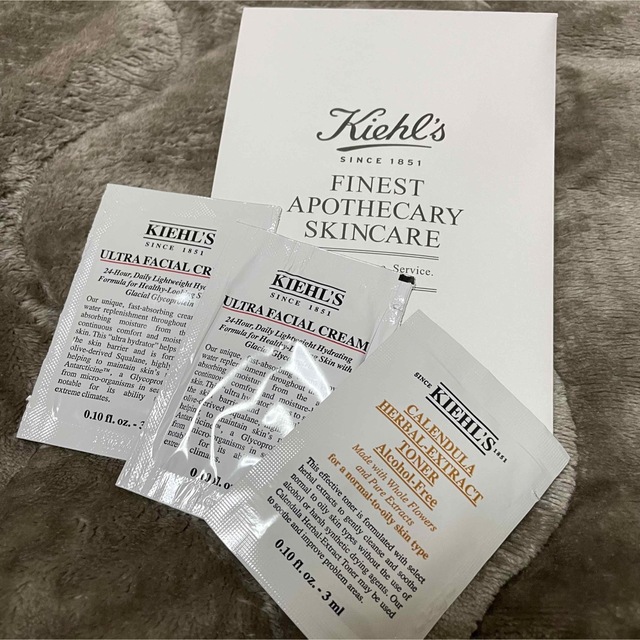 Kiehl's(キールズ)のキールズ試供品 コスメ/美容のキット/セット(サンプル/トライアルキット)の商品写真