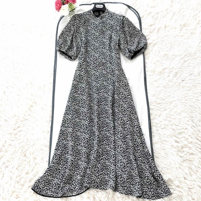 極美品‼️【エポカEPCCA】小花柄が上品デザイン ふんわりお袖ブラック