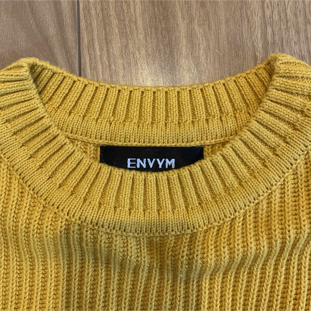 ENVYM(アンビー)の《ENVYM》半袖ニット レディースのトップス(カットソー(半袖/袖なし))の商品写真