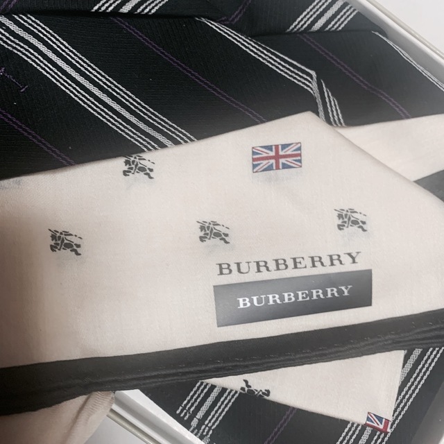 BURBERRY(バーバリー)のラルフローレン&バーバリーハンカチセット　箱付 メンズのファッション小物(ハンカチ/ポケットチーフ)の商品写真