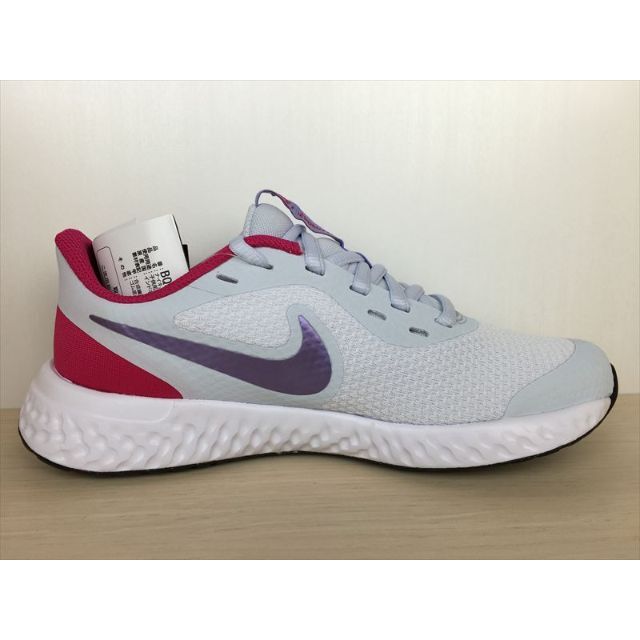 NIKE(ナイキ)のナイキ レボリューション5 GS スニーカー 23,0cm 新品 (1580) キッズ/ベビー/マタニティのキッズ靴/シューズ(15cm~)(スニーカー)の商品写真