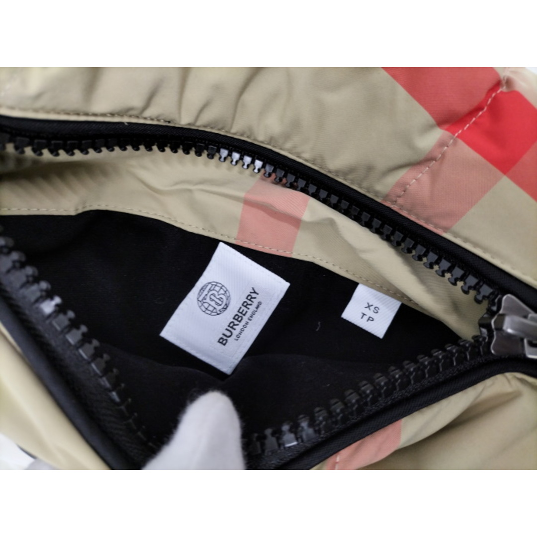 BURBERRY - BURBERRY リバーシブル ダウンジャケット 表記サイズ BURBERRY - BURBERRY リバーシブル ダウンジャケット 表記サイズ