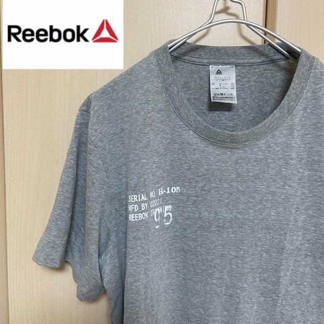 Reebok(リーボック)のリーボック　Tシャツ　半袖　男女兼用　古着　グレー メンズのトップス(Tシャツ/カットソー(半袖/袖なし))の商品写真
