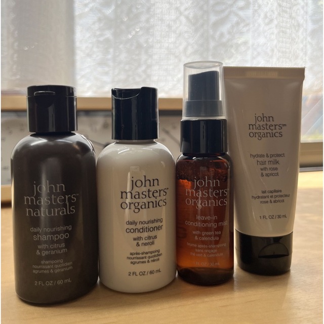 John Masters Organics(ジョンマスターオーガニック)のnonさま用　ジョンマスター　ヘアケアセット　 コスメ/美容のヘアケア/スタイリング(シャンプー/コンディショナーセット)の商品写真