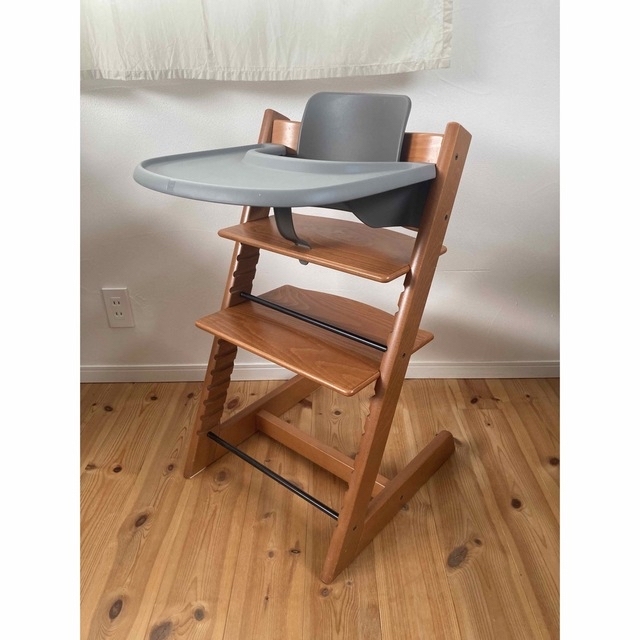 美品 ストッケ トリップトラップ チェリー ベビーセット&トレイ付