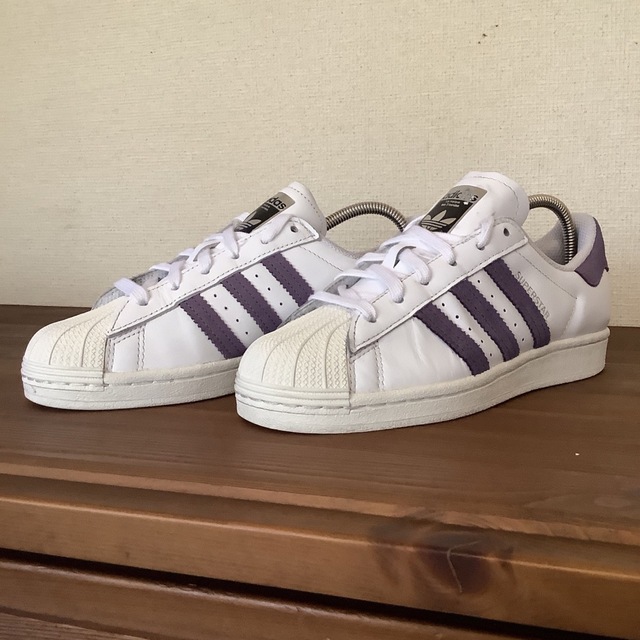 Originals（adidas）(オリジナルス)のadidas SUPERSTAR W エミFV3373  23.0cm レディースの靴/シューズ(スニーカー)の商品写真