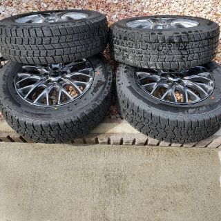 グッドイヤー(Goodyear)のプリウス　ZVW50系スタッドレスセット(タイヤ・ホイールセット)