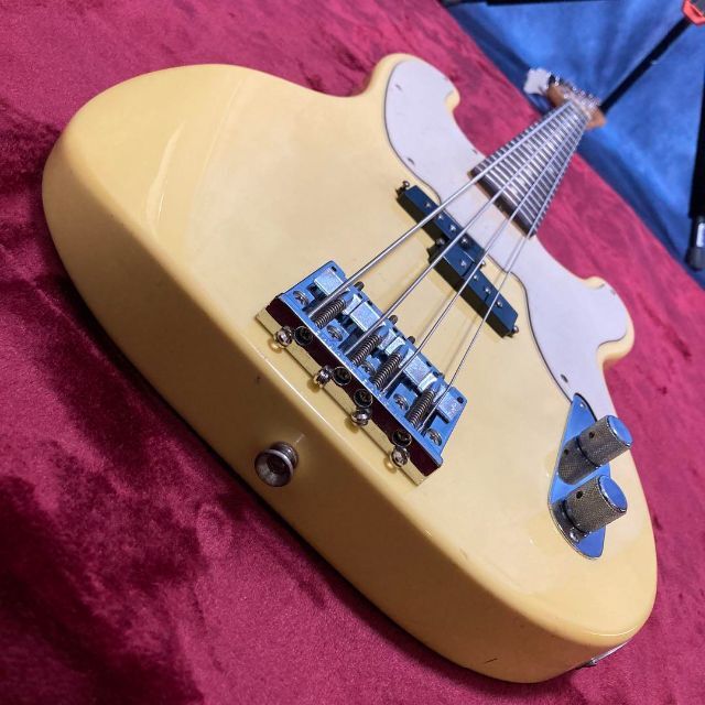 Fender - 【5162】 メンテ済み Fender precision bass 弦交換不要の