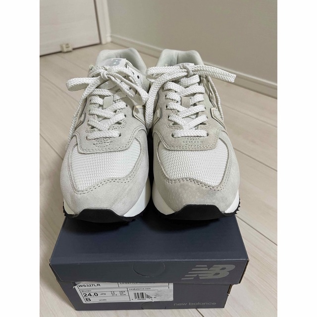 New Balance(ニューバランス)の美品！ニューバランス WL574ZAA☆オフホワイト 24cm レディースの靴/シューズ(スニーカー)の商品写真