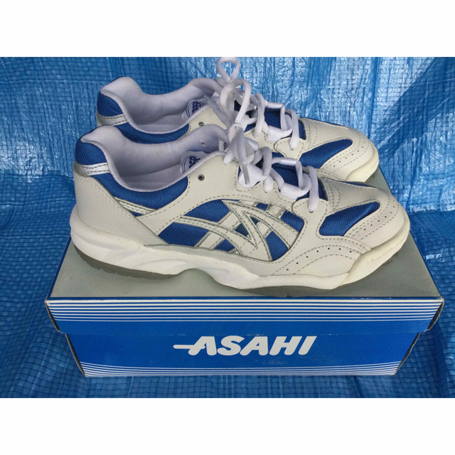 ASAHI スニーカー　22.5cm blue/white レディースの靴/シューズ(その他)の商品写真