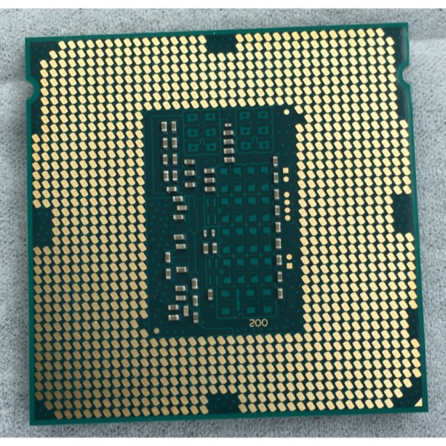 Intel  CORE i7 4770 4コア8スレッド 3.40GHZ