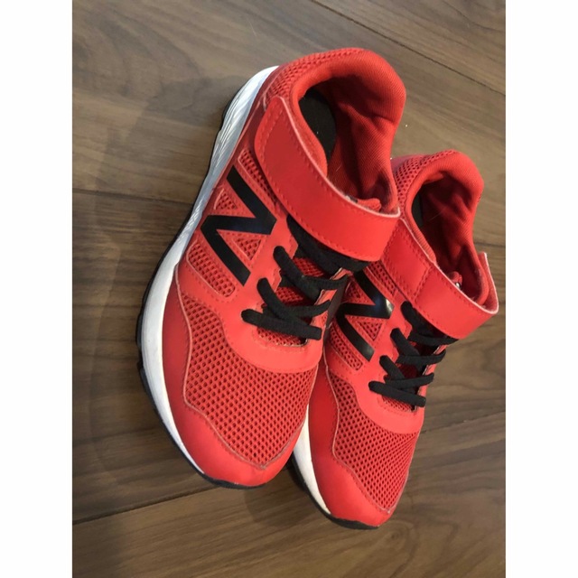 New Balance(ニューバランス)のニューバランス21センチ キッズ/ベビー/マタニティのキッズ靴/シューズ(15cm~)(スニーカー)の商品写真