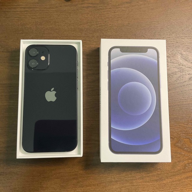 アップル iPhone12 mini 64GB ブラック au-