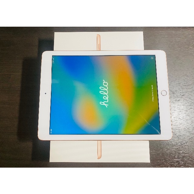 【おまけ付き】Apple iPad 第6世代 Cellular　32GB＋カバー