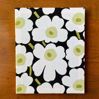 マリメッコ(marimekko)のハンドメイド　marimekko　ファブリックパネル　ミニウニッコ　Bk×Gr(インテリア雑貨)