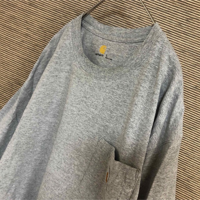 carhartt(カーハート)の カーハート】半袖Tシャツ　ワンポイント　胸ポケット　グレー　エンブレムタグ39 メンズのトップス(Tシャツ/カットソー(半袖/袖なし))の商品写真