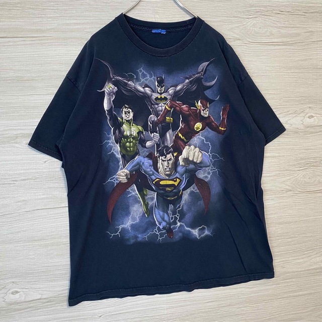 MARVEL(マーベル)の【入手困難】marvel マーベル　ジャスティスリーグ　Tシャツ　海外　ゆったり メンズのトップス(Tシャツ/カットソー(半袖/袖なし))の商品写真