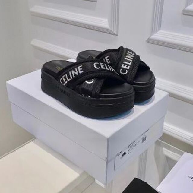CELINE ブロックスライド ジャカード 厚底サンダル 男性に人気