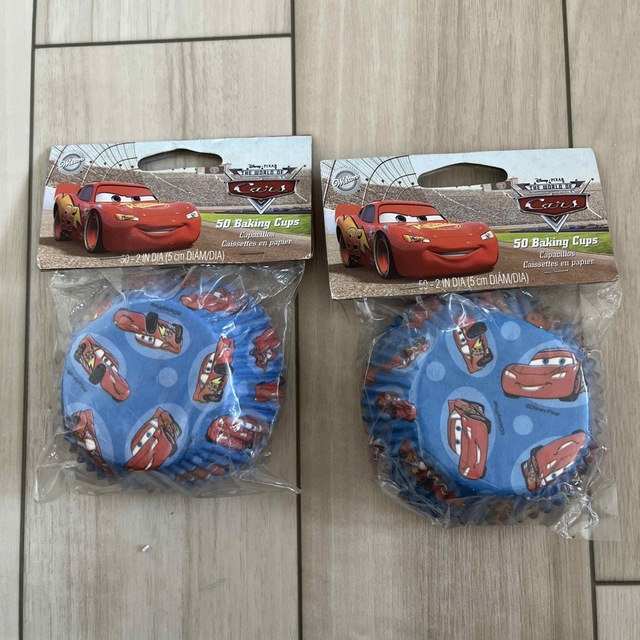 ディズニー　カーズ　ベーキングカップ　Disney Cars エンタメ/ホビーのおもちゃ/ぬいぐるみ(キャラクターグッズ)の商品写真