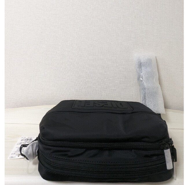 DIESEL(ディーゼル)のDIESEL ショルダーバッグ クロスボディバッグ ディーゼル Farah 黒 メンズのバッグ(ボディーバッグ)の商品写真