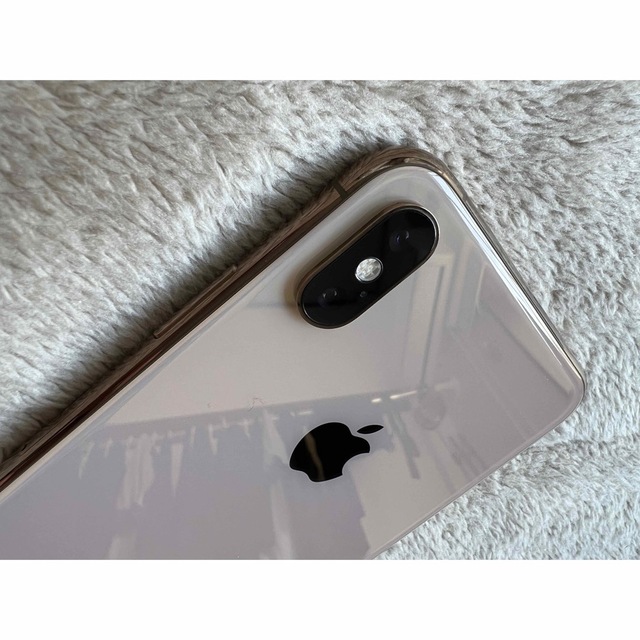 Apple(アップル)のiPhone xs max 64ギガ SIMフリー ゴールド美品 スマホ/家電/カメラのスマートフォン/携帯電話(スマートフォン本体)の商品写真