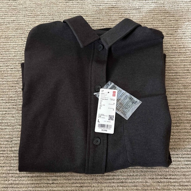 UNIQLO(ユニクロ)のユニクロ　ブラッシュドジャージーシャツジャケット  レディースのトップス(シャツ/ブラウス(長袖/七分))の商品写真