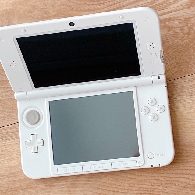 値下げ【超お得】3DSLLすぐに2人で遊べるセット！ｱﾀﾞﾌﾟﾀｰ・拡張パット付