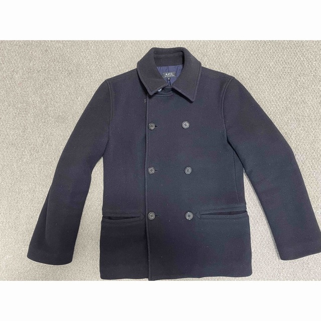 APC(アーペーセー)のピーコートです。 持ち替える APC(アーペーセー)のピーコートです。 持ち替える