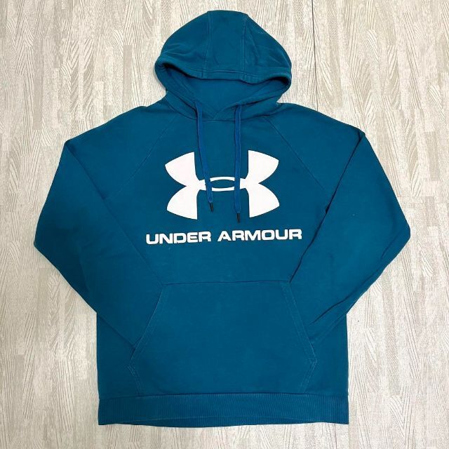 UNDER ARMOUR(アンダーアーマー)のアンダーアーマー　パーカー　ロゴ　M メンズのトップス(パーカー)の商品写真