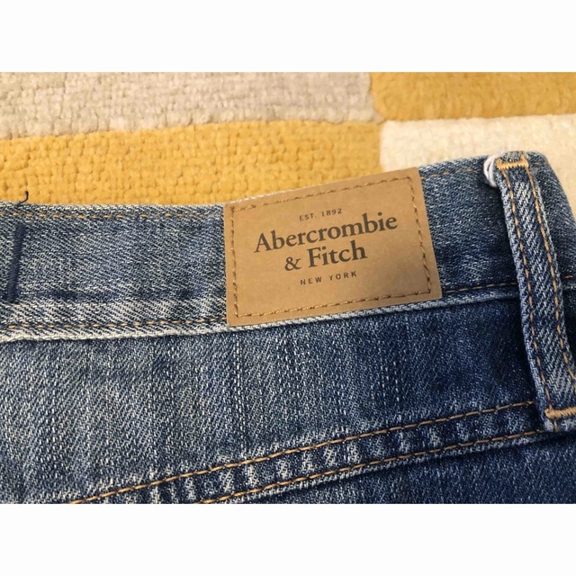 Abercrombie&Fitch(アバクロンビーアンドフィッチ)のアバクロ デニムショートパンツ レディースのパンツ(ショートパンツ)の商品写真