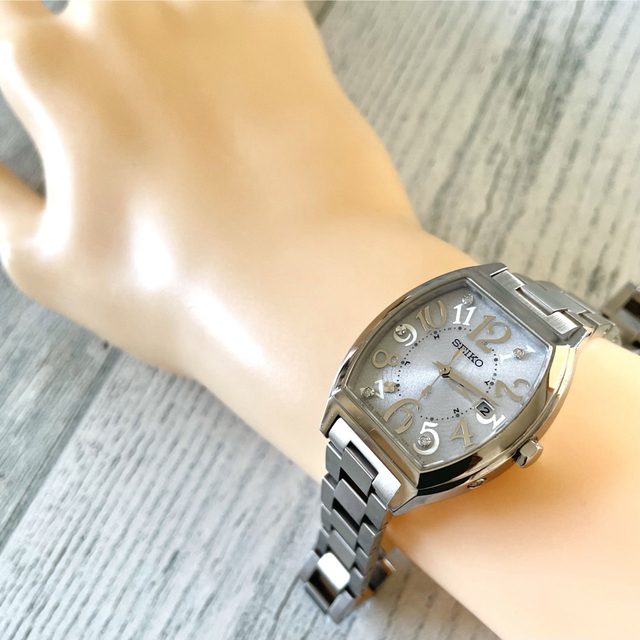 美品】SEIKO ルキア 1B22-0BC0 電波ソーラー ブルー調 シルバー-