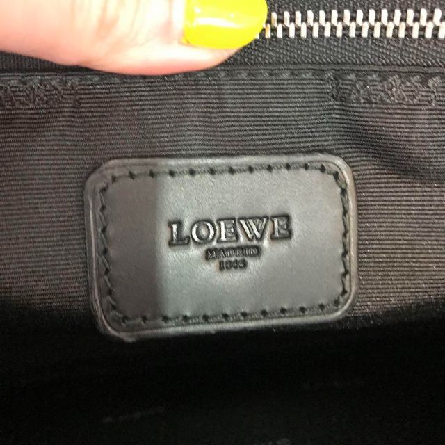 安い買う★美品★LOEW　ロエベ　ビジネスバッグ　ブリーフケース　レザー　黒　ロゴ ビジネスバッグ