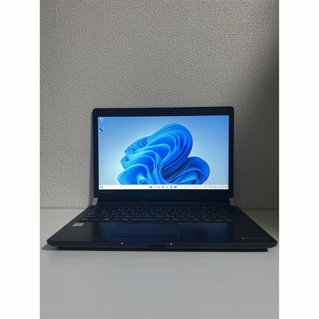 オンボードモニター16GB+新品512SSD 第7世代i5 東芝dynabook R73