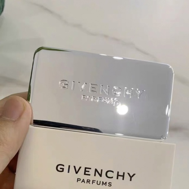 GIVENCHY - ジバンシー ミラーの通販 by cocos shop|ジバンシィならラクマ