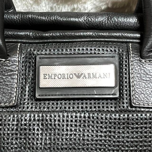 美品 EMPORIO ARMANI パンチングレザー ボストンバッグ ブラック 2020