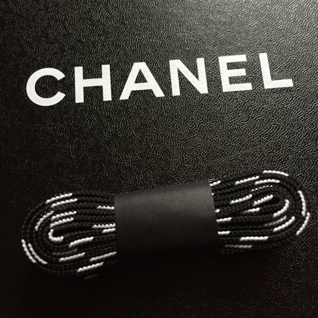 CHANEL(シャネル)のシャネル スニーカー 靴紐 レディースのレッグウェア(その他)の商品写真