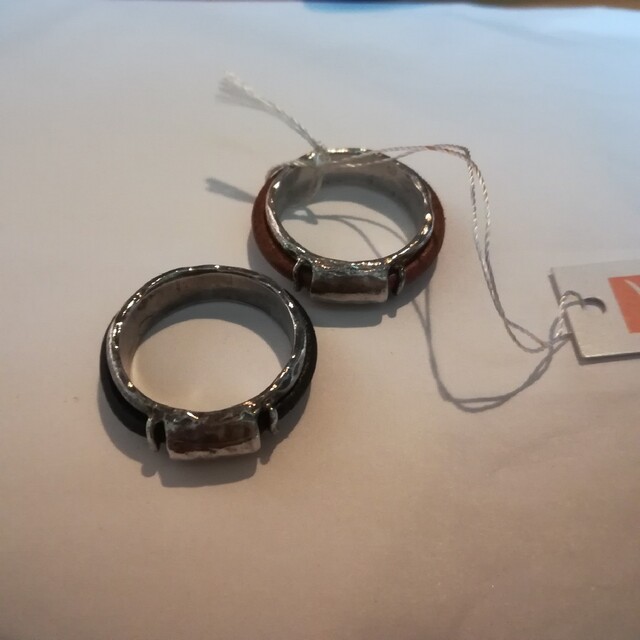 【新品】15号　berangkat シルバー925リング 黒or茶 レディースのアクセサリー(リング(指輪))の商品写真