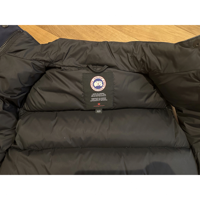 CANADA GOOSE(カナダグース)のカナグース　ダウンベスト メンズのジャケット/アウター(ダウンベスト)の商品写真