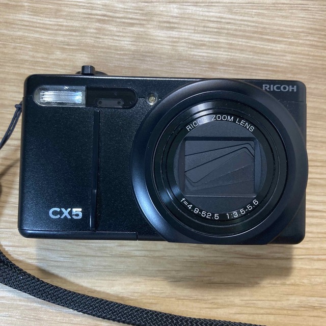 RICOH(リコー)のRICOH デジカメ　CX5 スマホ/家電/カメラのカメラ(コンパクトデジタルカメラ)の商品写真