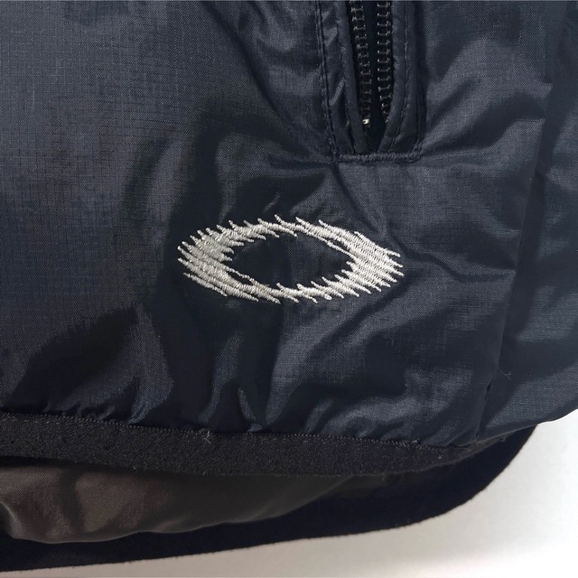 Oakley(オークリー)の00s OAKLEY DOWN VEST BLACK Mサイズ メンズのジャケット/アウター(ダウンベスト)の商品写真