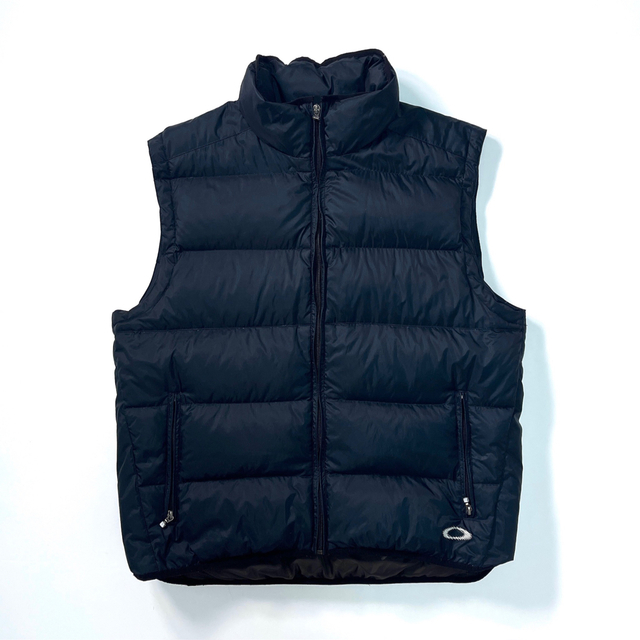 Oakley(オークリー)の00s OAKLEY DOWN VEST BLACK Mサイズ メンズのジャケット/アウター(ダウンベスト)の商品写真