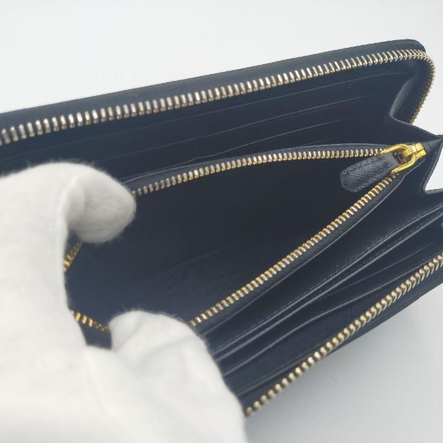 極美品 PRADA 長財布 ラウンドファスナー サフィアーノレザー 黒