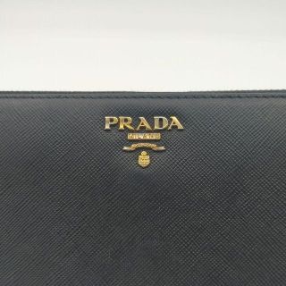 PRADA - 極美品 PRADA 長財布 ラウンドファスナー サフィアーノレザー