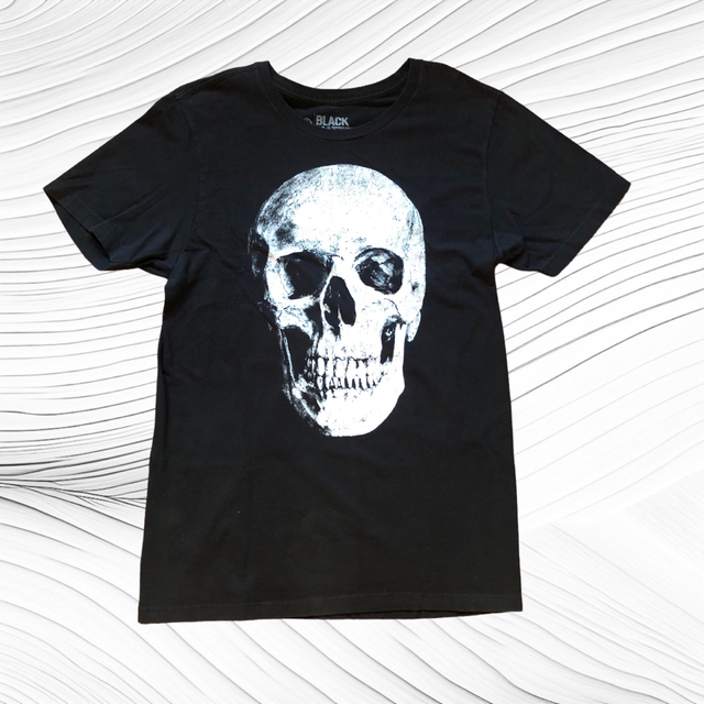 90s skull tee y2k