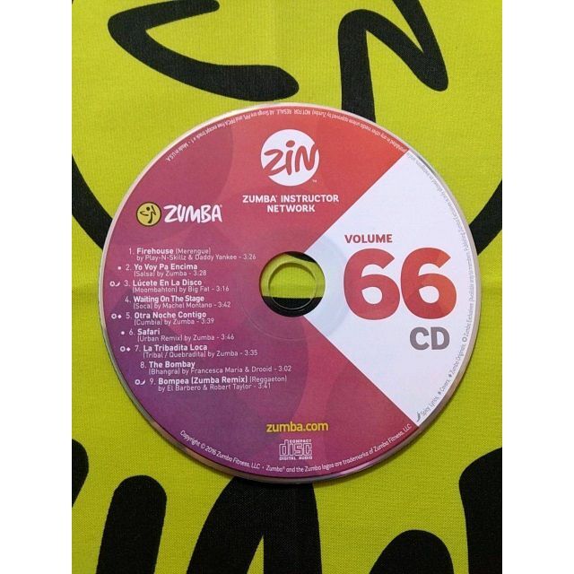 Zumba(ズンバ)のZUMBA　ズンバ　ZIN66　CD＆DVD　インストラクター専用　希少品 エンタメ/ホビーのDVD/ブルーレイ(スポーツ/フィットネス)の商品写真