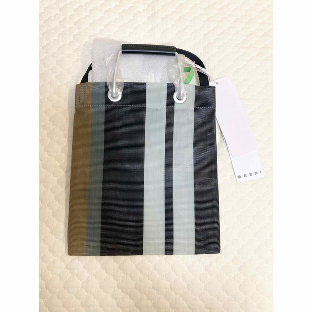 Marni(マルニ)のマルニマーケット ストライプミニショルダーバッグ ソフトベージュ レディースのバッグ(ショルダーバッグ)の商品写真