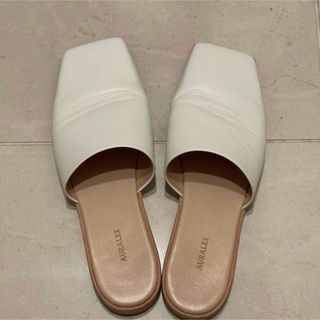 オーラリー(AURALEE)の★最終値下げ★【AURALEE】LEATHER SQUARE SANDALS(サンダル)