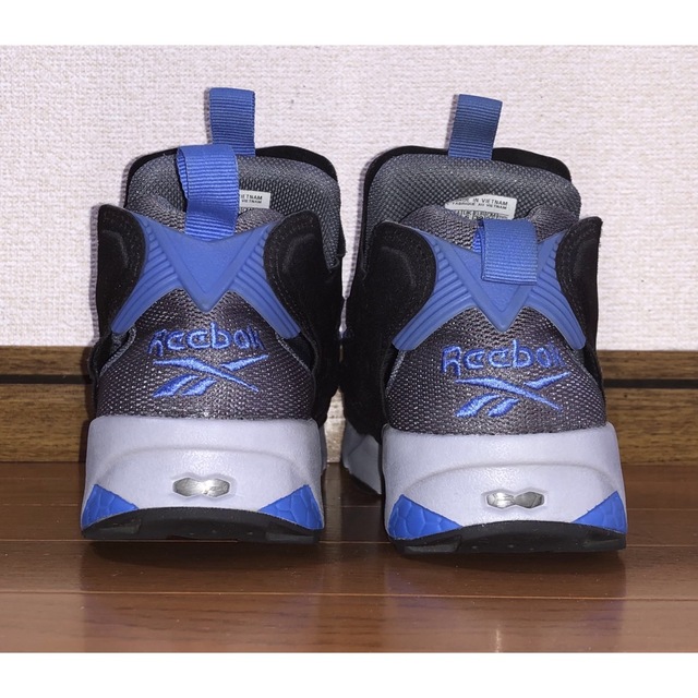 Reebok(リーボック)の良品 REEBOK INSTA PUMP FURY OG NM 25cm 黒 青 メンズの靴/シューズ(スニーカー)の商品写真