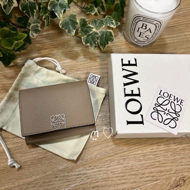 LOEWE ロエベ アナグラム トライフォールド ウォレット 3つ折り財布-