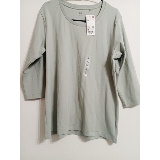 UNIQLO(ユニクロ)のユニクロ　新品　スムースストレッチコットンクルーネックTシャツ　XL　GU　コカ レディースのトップス(Tシャツ(長袖/七分))の商品写真